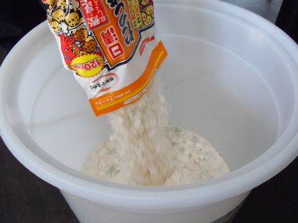 たこ焼き 生地を作る2